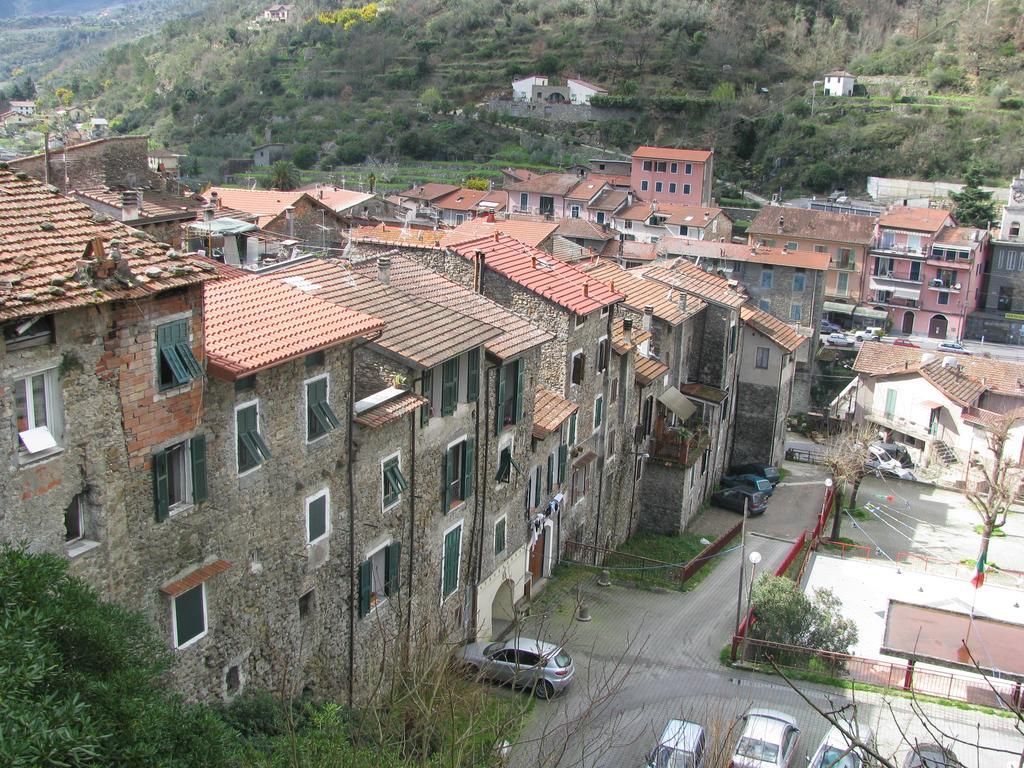 Casa Med Holiday Home Isolabona ภายนอก รูปภาพ