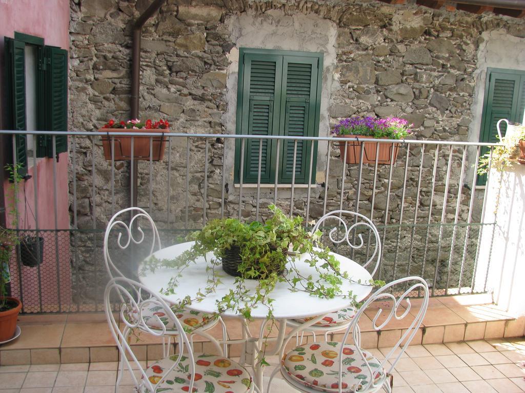 Casa Med Holiday Home Isolabona ภายนอก รูปภาพ