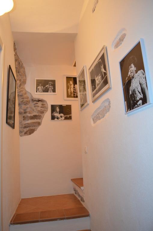 Casa Med Holiday Home Isolabona ภายนอก รูปภาพ